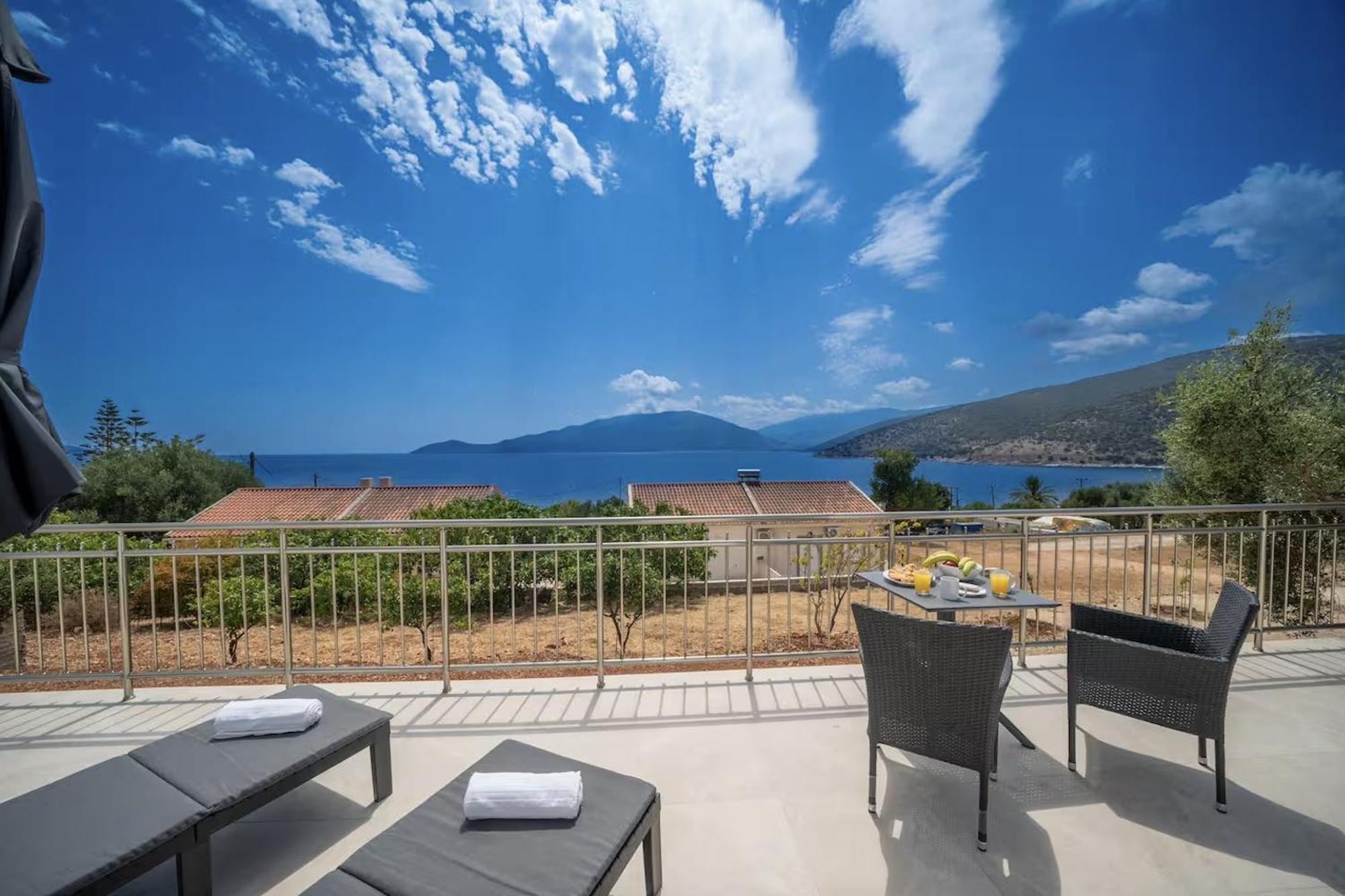 Maritina'S Apartments Amazing Sea View Agia Efimia Eksteriør bilde